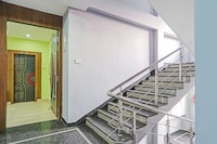 Super Townhouse Zoo Road Near Guwahati Central Formerly IR Luxuria