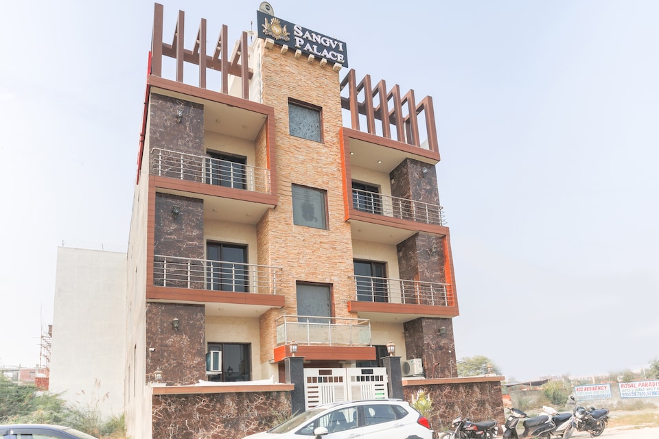Collection O 50154 Sangvi Palace, Greater Noida, Noida