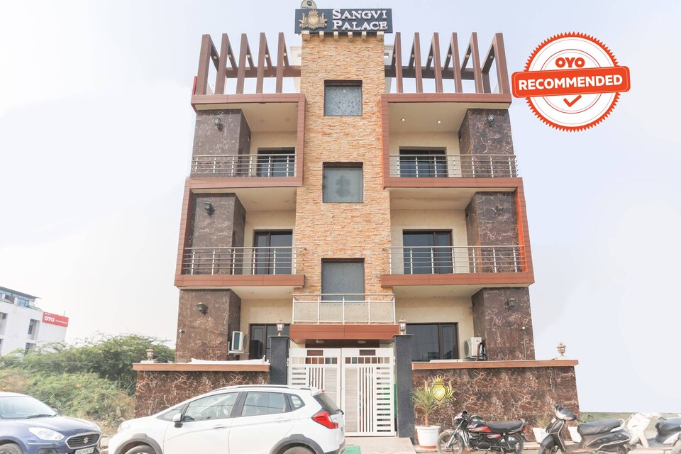 Collection O 50154 Sangvi Palace, Greater Noida, Noida