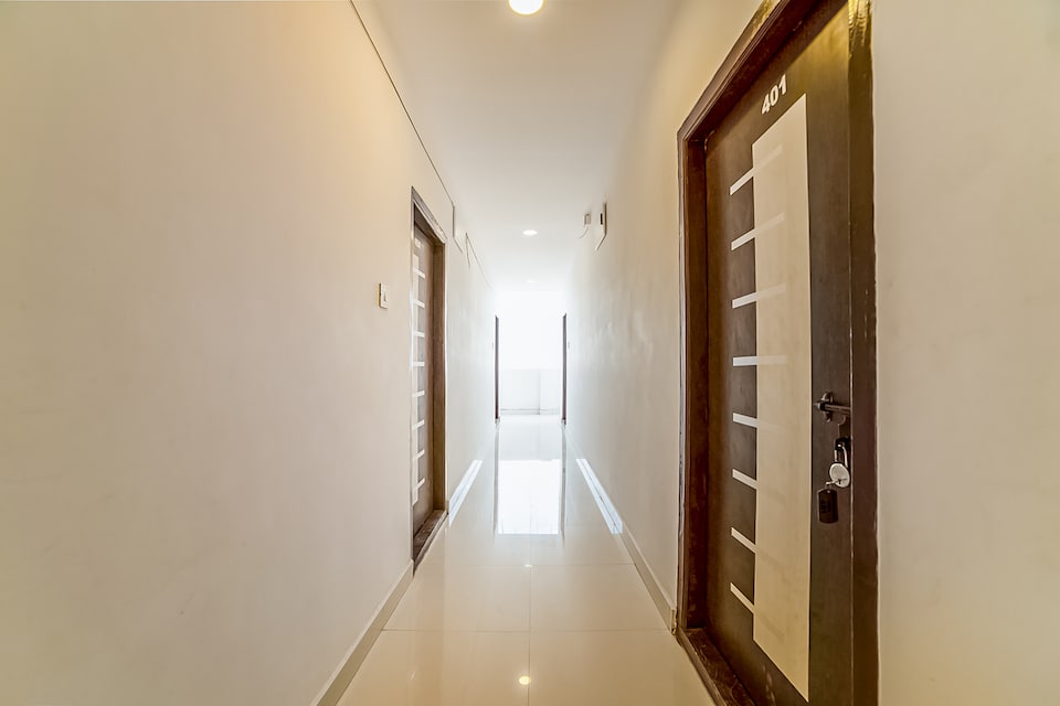 SPOT ON Raghavandra Lodge, Shadnagar Kothur, Shadnagar