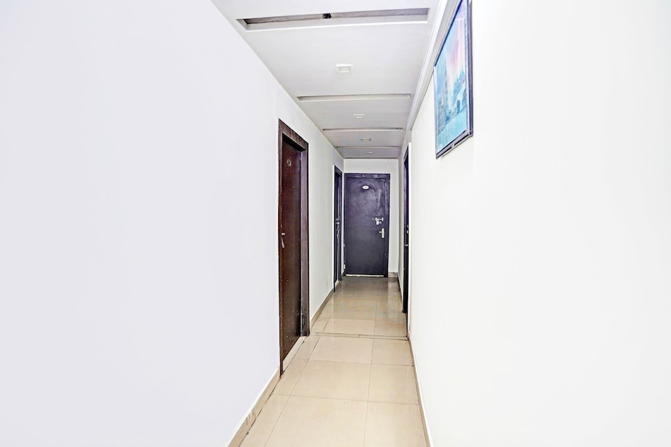 Collection O Prabhat Nagar Bareilly, Civil Lines Bareilly, Bareilly