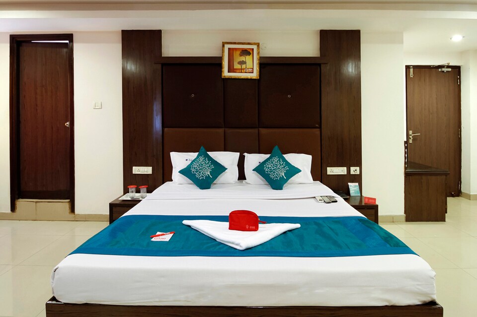 OYO Rooms 061 Lakdi Ka Pul Near Saifabad Police Station, Lakdikapul, Hyderabad