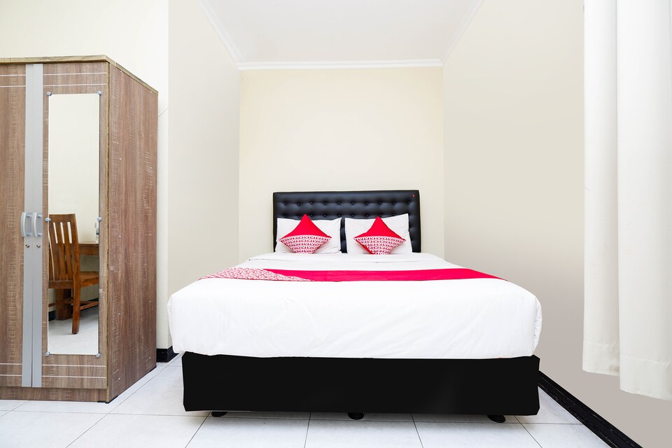 OYO 1835 Kostel Wood , Semarang Timur, Semarang