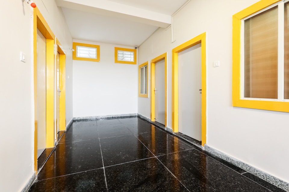 Hotel O Kanha Stay, Ayudha Bypass, Bhopal