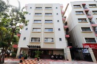 Capital O Makers Hotel Near Phoenix Marketcity