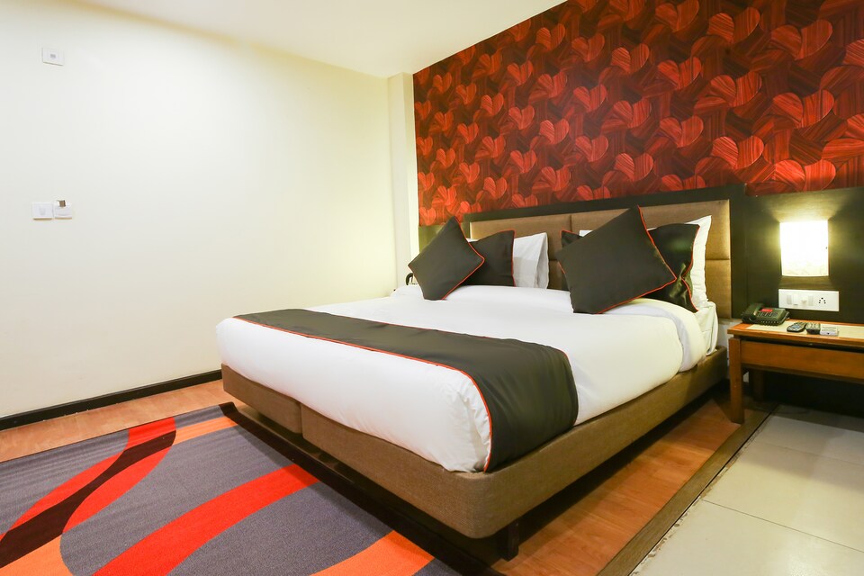 Collection O 50200 Presidency Inn Hazratganj, Hazratganj Lucknow, Lucknow