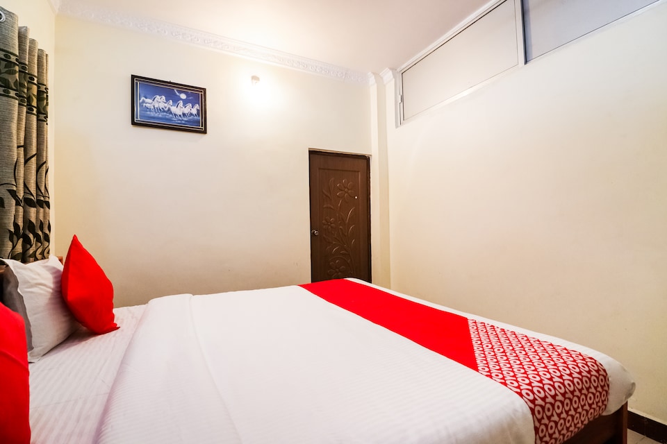 OYO 62699 Hotel Gold, Singrauli city, Singrauli