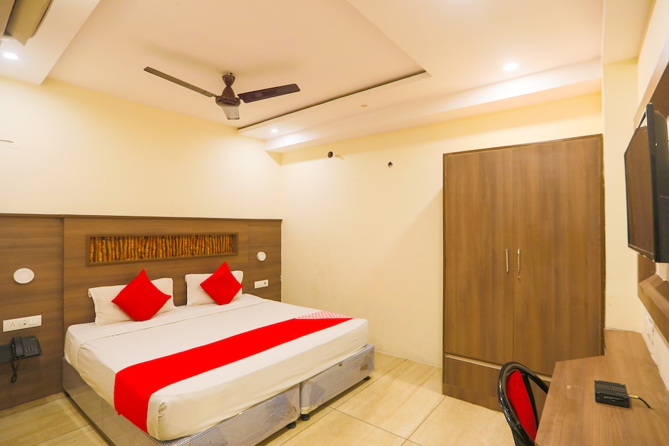 OYO 62700 Hotel Surya Inn, GT Road Panipat, Panipat