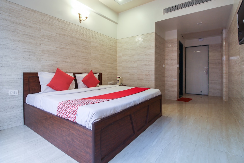 OYO 62741 Girivar Nikunj, Govardhan, Govardhan