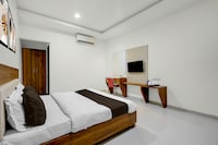 Hotel O Navasari Bus Terminal Formerly Jay Shankar