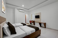 Super Hotel O Navasari Bus Terminal Formerly Jay Shankar