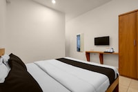 Super Hotel O Navasari Bus Terminal Formerly Jay Shankar