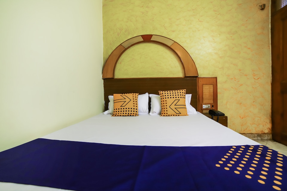 SPOT ON 62772 Hotel Ved Deluxe, Paharganj Delhi, Delhi