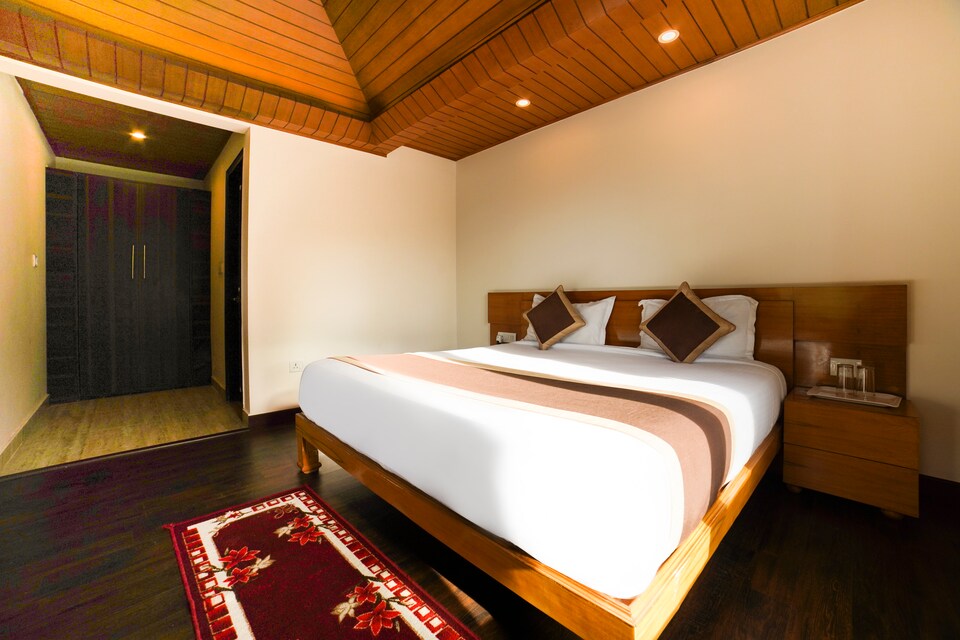 Palette- Boro's Resort, Almora, Almora