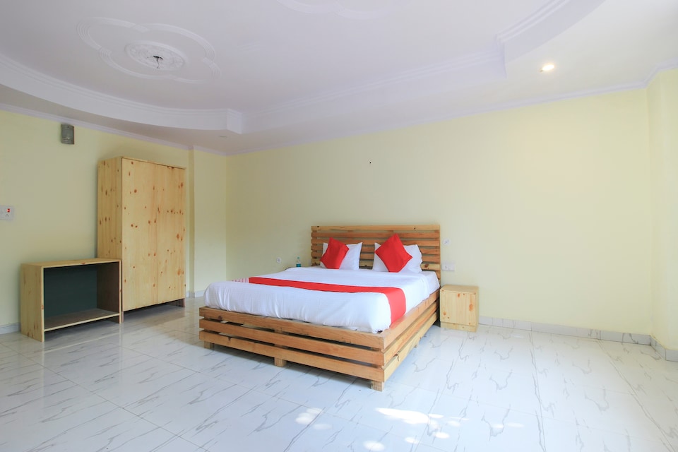 OYO 62791 Hotel Tulsi Palace , Bailparao Ramnagar, Corbett-Ramnagar