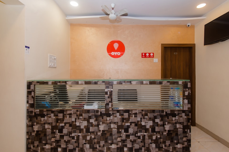 OYO 62792 Hotel Sarah Suite, Andheri West, Mumbai
