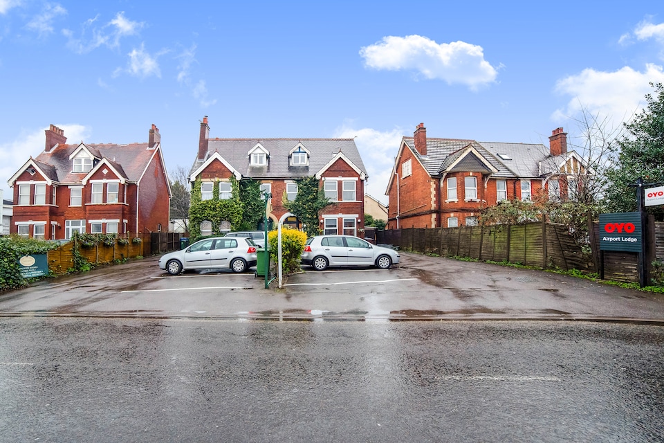 OYO Airport Lodge, Farnborough (South England), Farnborough