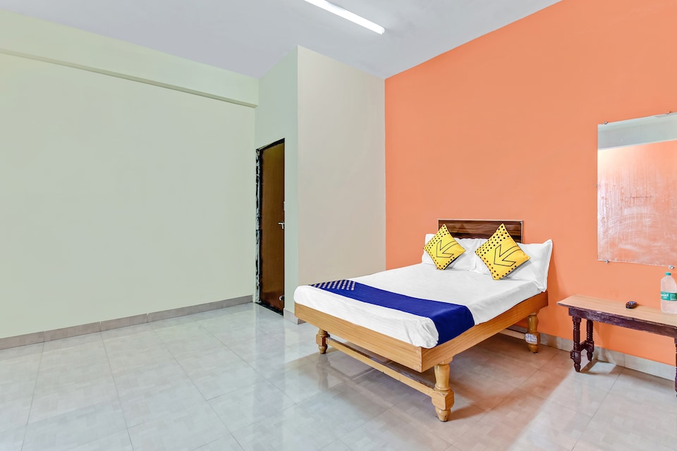 SPOT ON 62804 Sai Mangal Palace Lodging , Jalna city, Jalna