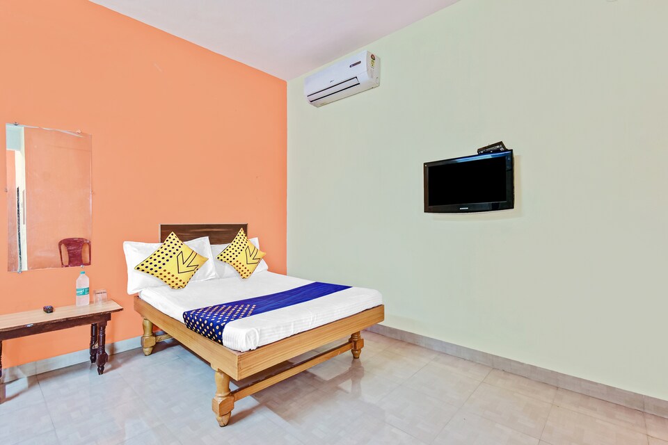 SPOT ON 62804 Sai Mangal Palace Lodging , Jalna city, Jalna