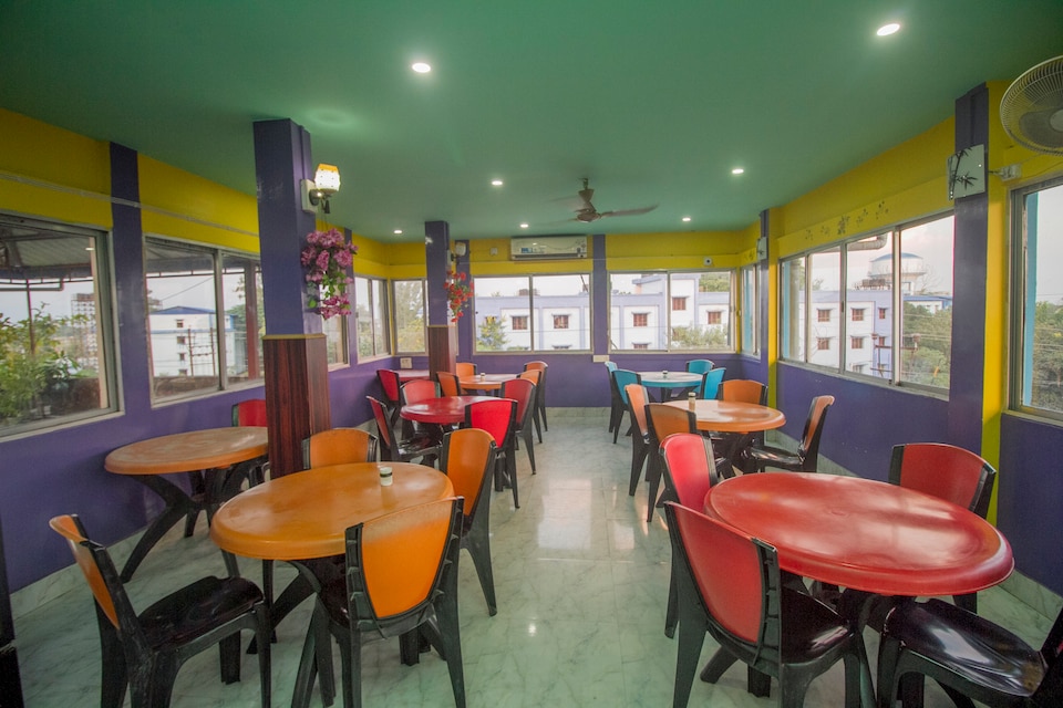 SPOT ON 62814 Hotel Hiya, Matighara Darjeeling More Siliguri, Siliguri