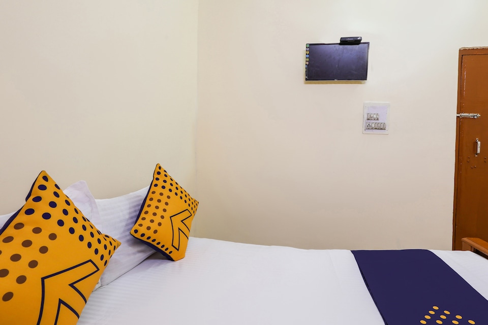 SPOT ON 62821 Hotel Pateriya Palace, MP Nagar Bhopal, Bhopal