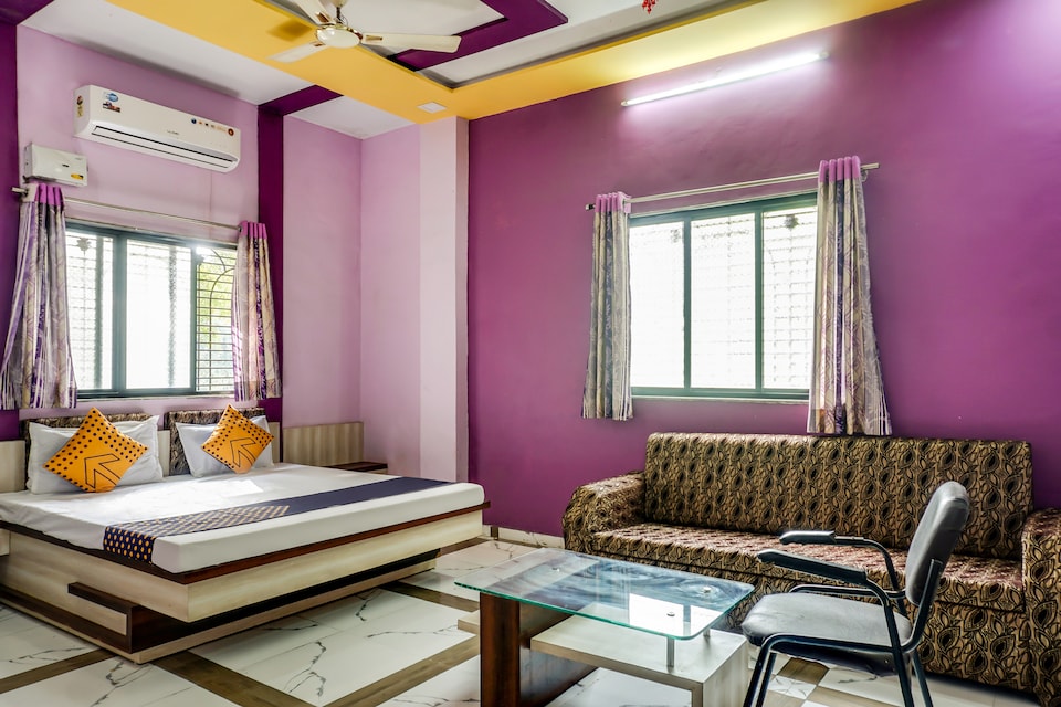 SPOT ON 62827 Hotel Anupark, Dhule, Dhule