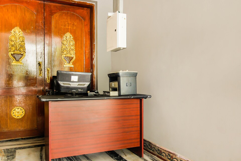 OYO 62852 Olympic Club House, Madurai City Centre, Madurai
