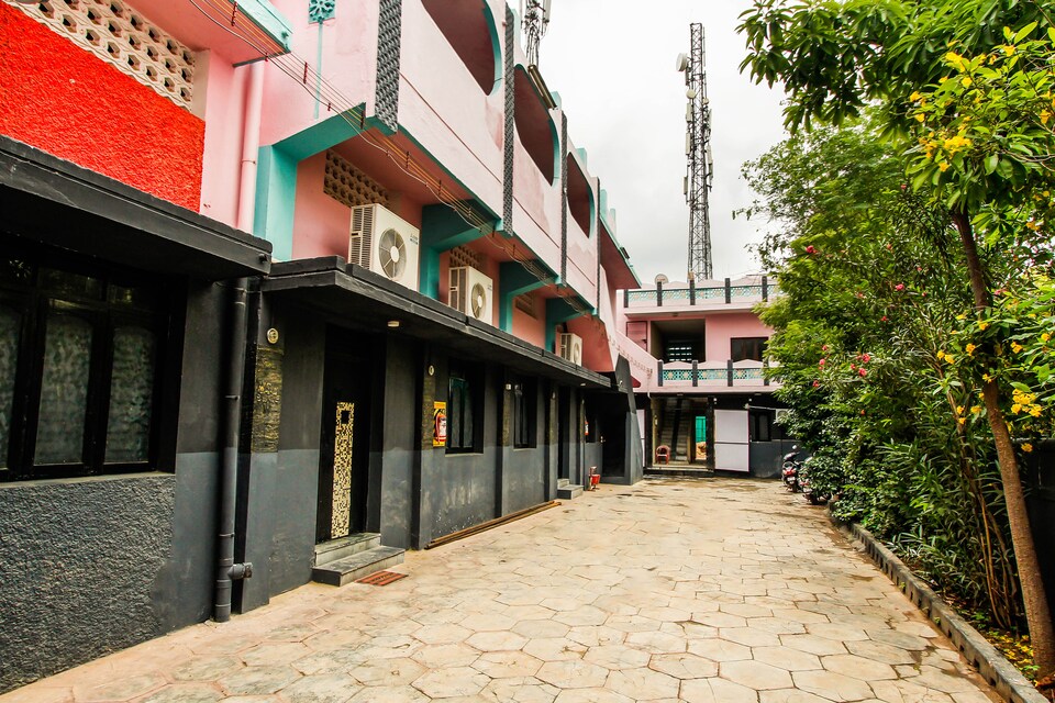 OYO 62852 Olympic Club House, Madurai City Centre, Madurai