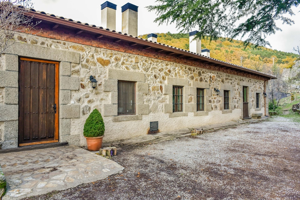 OYO Posada Peña Pintada, Cercedilla, Cercedilla
