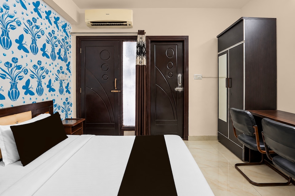 Hotel O Dwarka Sector 9 Formerly Silver Palace, Dwarka Delhi, Delhi