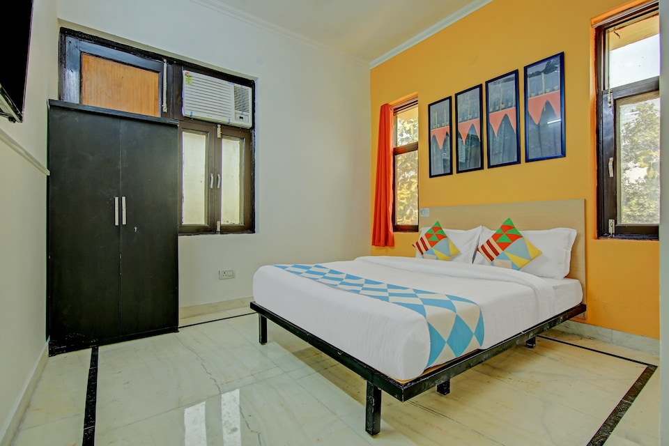 OYO Home 62903 Decent Studio Residence, Faridabad, Faridabad