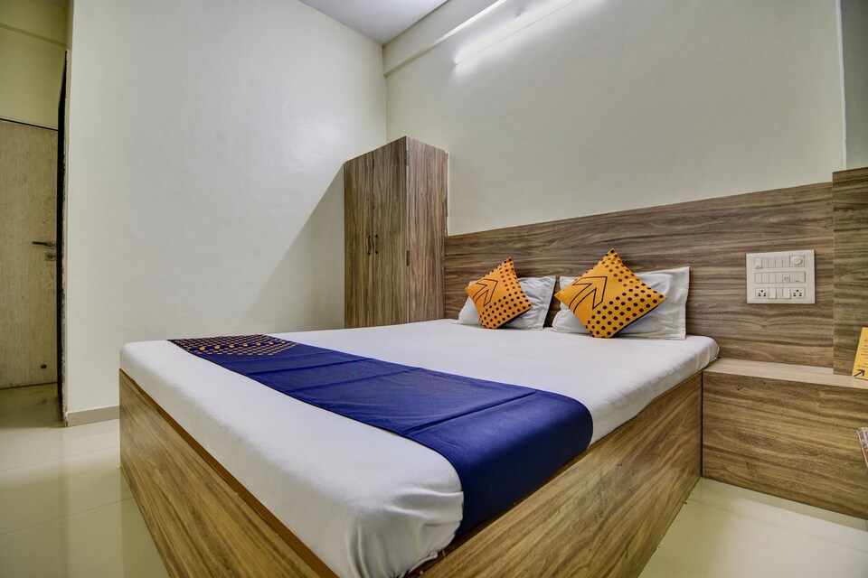 OYO 62911 Hotel Ice N Spice, Kopargaon, Shirdi