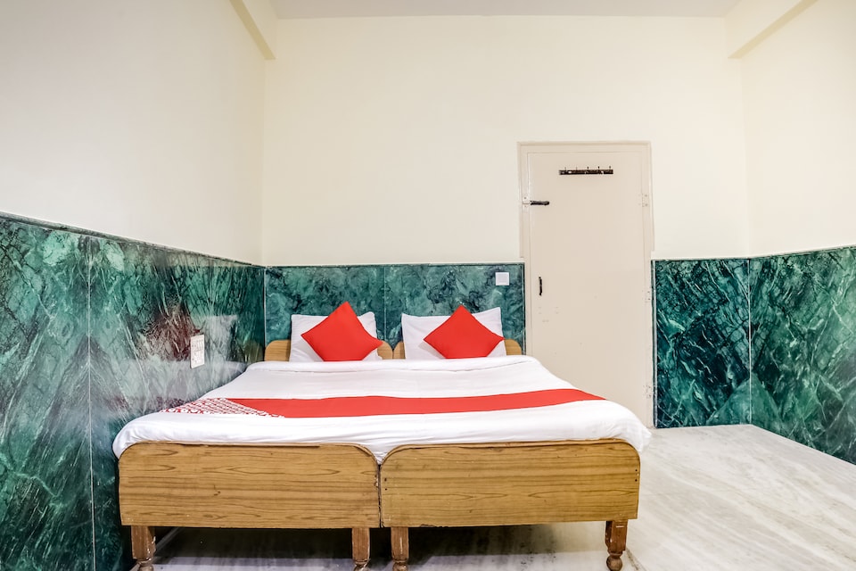 OYO 62936 Anjani Dham, Mehandipur, Mehandipur