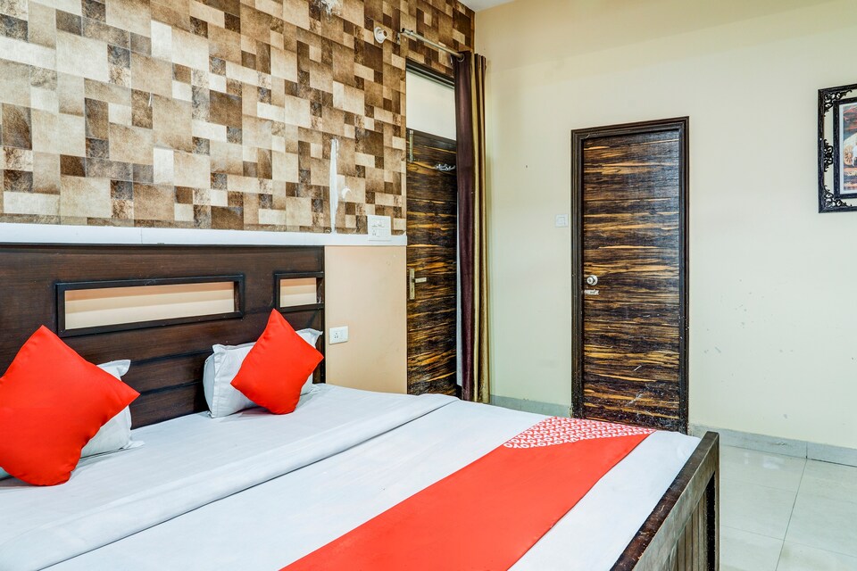 OYO 62939 Janak, Saharanpur, Saharanpur
