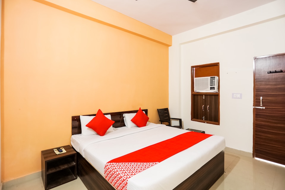 OYO 62948 Hotel Dakshit Inn, Manesar, Manesar