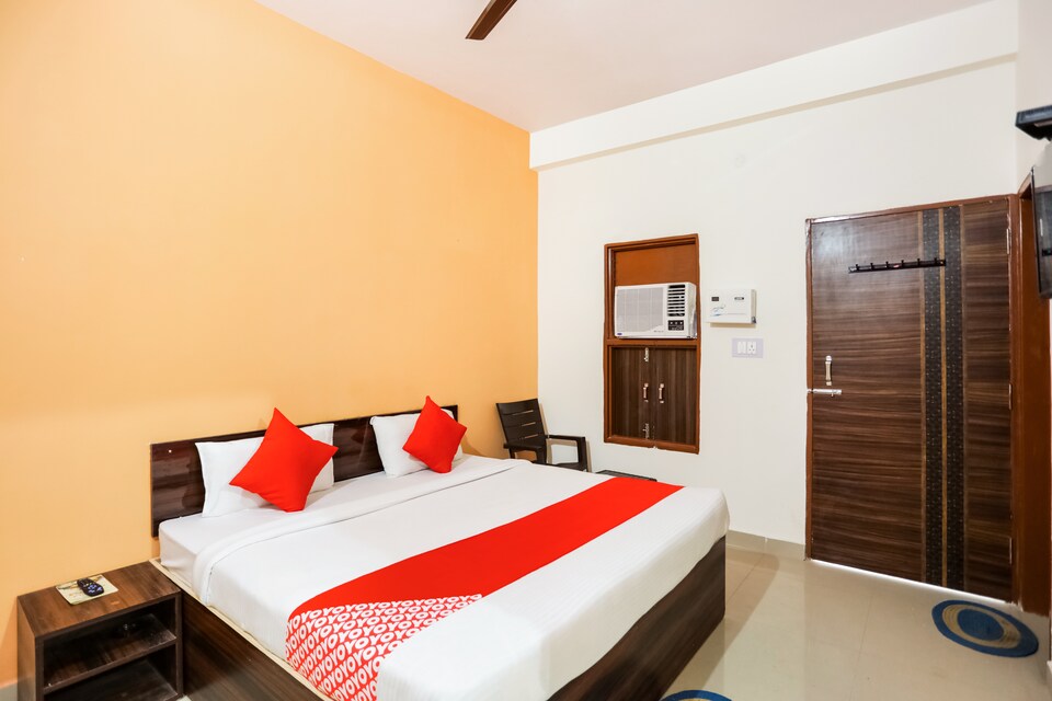 OYO 62948 Hotel Dakshit Inn, Manesar, Manesar