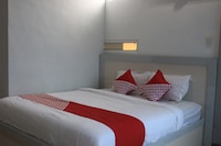 Townhouse Oak near Tugu Simpang Lima formerly GM Inn Hotel