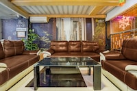 Townhouse Oak near Tugu Simpang Lima formerly GM Inn Hotel