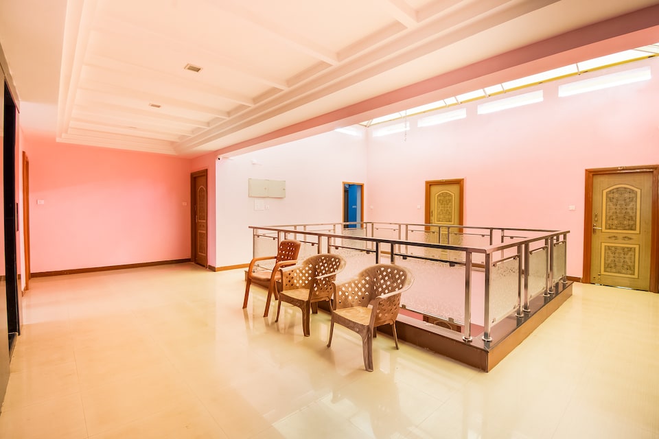 OYO Flagship 62964 Hotel Vandana Grand, Nellore Bus Station, Nellore