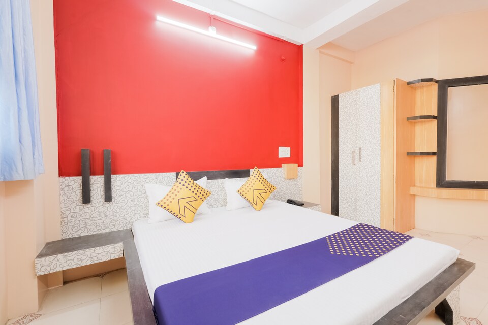 SPOT ON 62975 Hotel Harshdeep, Dewas City, Dewas