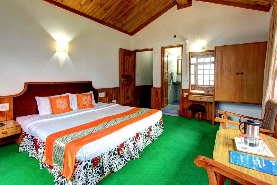 OYO Hotel Kalpna, Old Manali Road, Manali