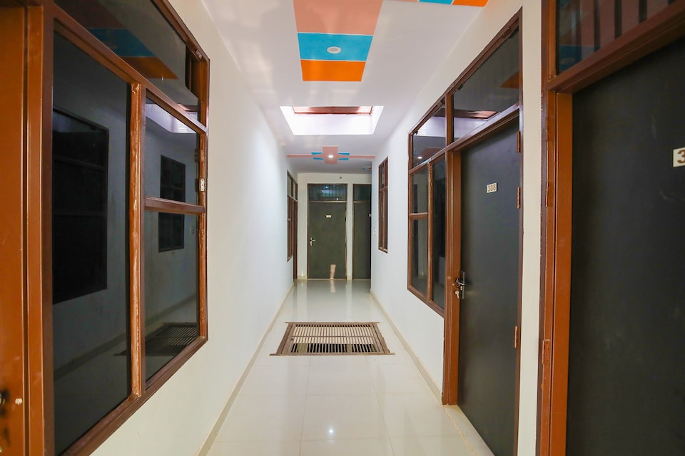 Hotel O KD Guest House, Old Gurgaon, Gurgaon