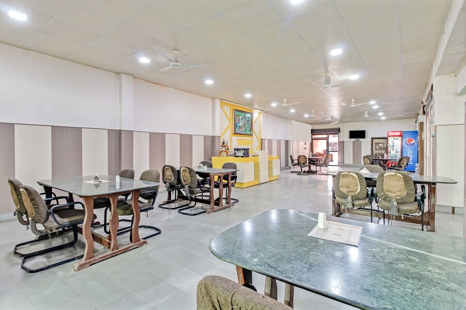 OYO 62995 Royal Hotel & Farms, Bharatpur, Bharatpur