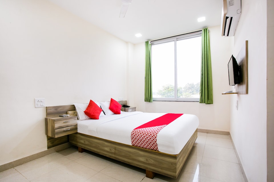 Capital O 63015 Hotel Lake View , Alibag, Alibag