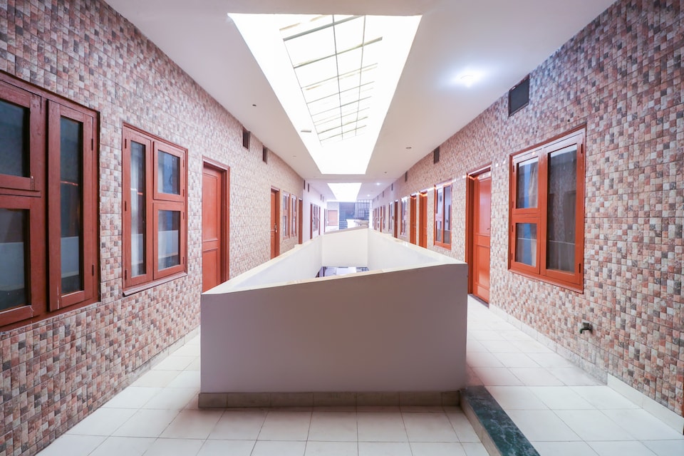 SPOT ON 63031 Lucky Guest House, Civil Lines Ludhiana, Ludhiana