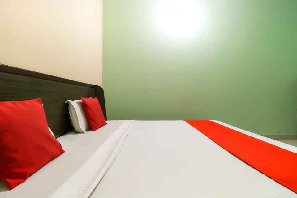 OYO 63033 Sukhjot Dhaba And Guest House, Ranjit Avenue Amritsar, Amritsar