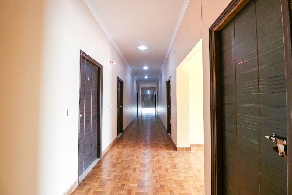 OYO 63033 Sukhjot Dhaba And Guest House, Ranjit Avenue Amritsar, Amritsar