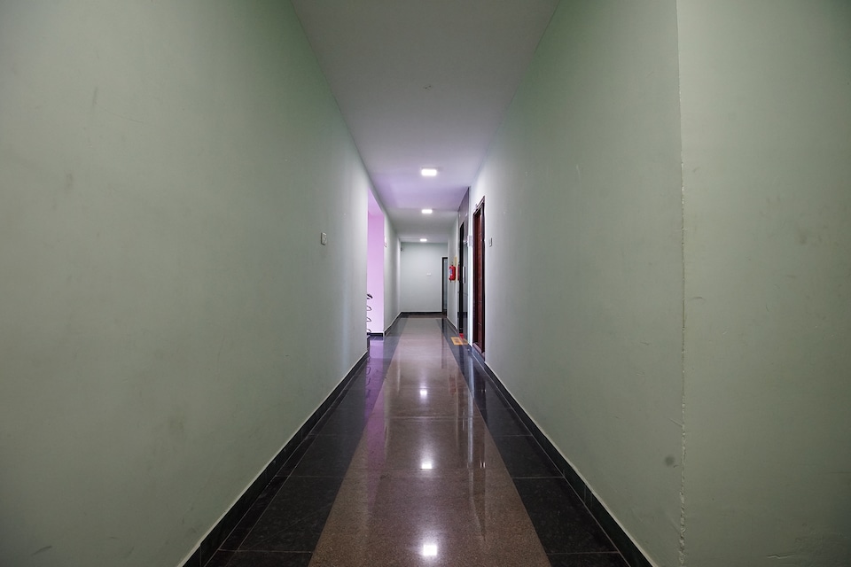 OYO 63078 Aspen Apartment, Gandhipuram Coimbatore, Coimbatore