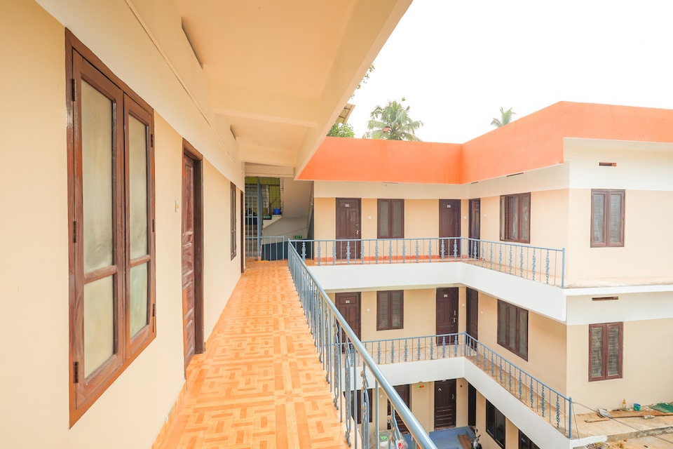 SPOT ON 63084 new Mubarak tourist home, Kollam-II, Kollam