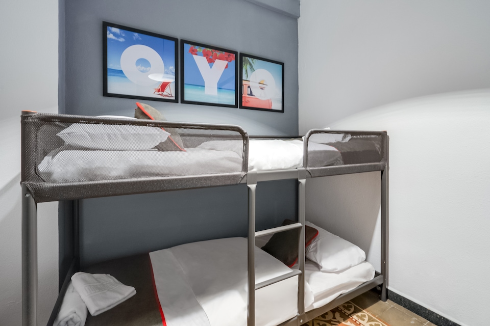 OYO Ruzafa Guesthouse, Valencia, Valencia